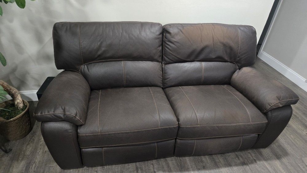 Power Recliner Loveseat