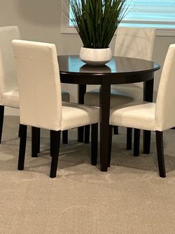 6 white faux dining chairs