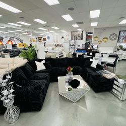 CUSTOMIZABLE SECTIONAL OVERSIZED!!!