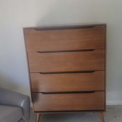 New MCM Chest! Free Delivery 🚚! 