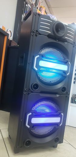 Loud hugh led bluetooth speaker with wireless mic