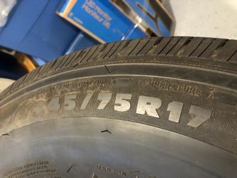 Jeep Tire 245 /75/17R