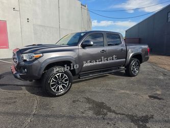 2017 TACOMAAA
