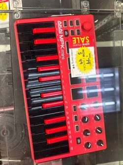 Akai mini mixer