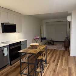 Kitchen Island w/ Seating & Storage – Perfect for Apartments