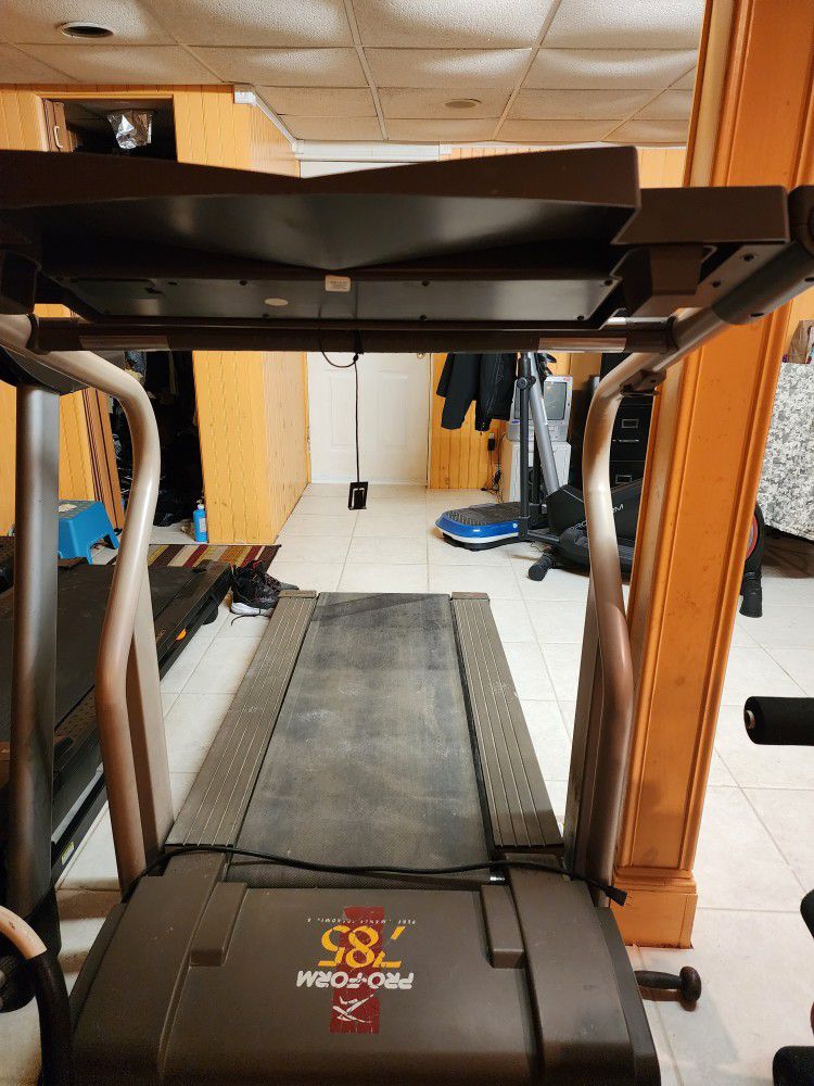 Treadmill  Pro Form 785