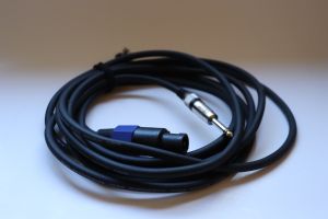 Photo High performance 12GA Professional stage speaker cable