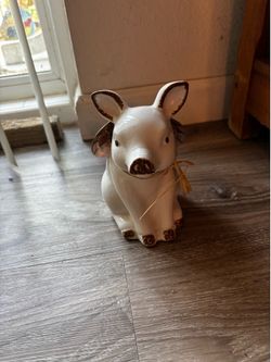 6” ceramic pig angel