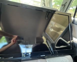 toshiba tv model 40RU525R