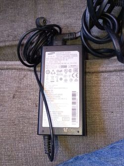 Samsung  ac/dc adapter