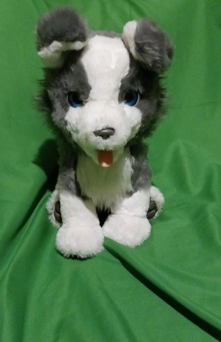 FurReal friends Ricky trick Lovin interactive dog Siberian husky puppy