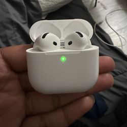 Airpod 4