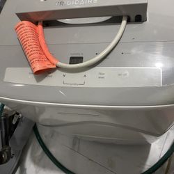fridgidaire dehumidifier 50 pint Capacity 