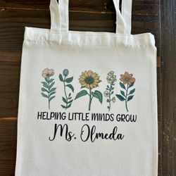 Personalized Teacher Tote Bags - Helping Little Minds Grow 