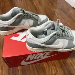 used nike dunk men sized 9