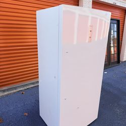 Frigidaire 20-cu ft Garage Ready Frost-free Upright Freezer (White ) ENERGY STAR Certified