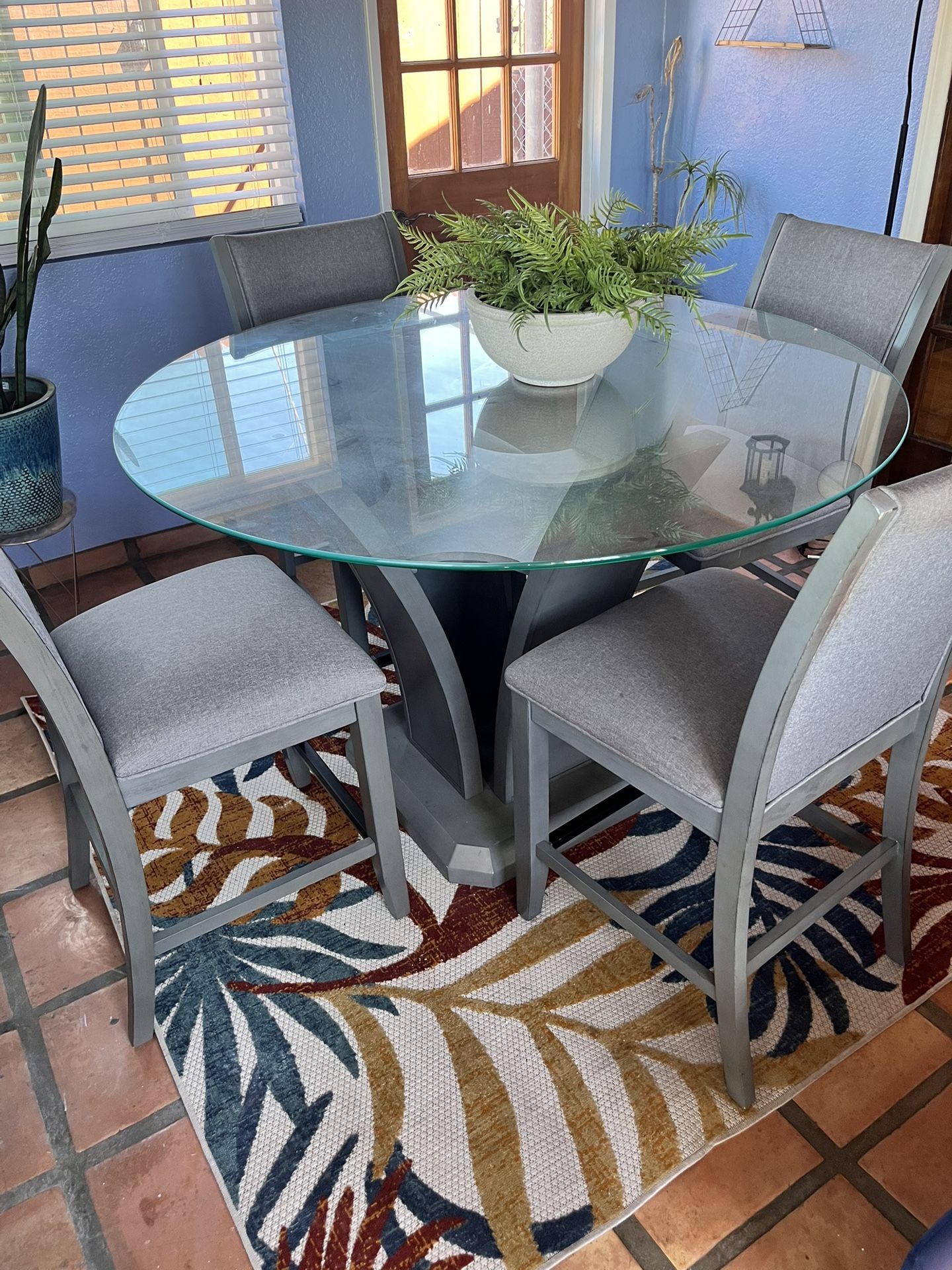 Dining Room Table And Chairs