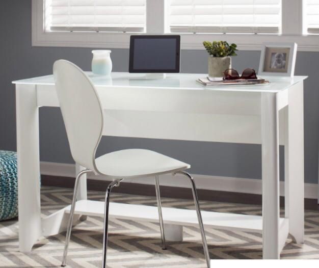 White Desk