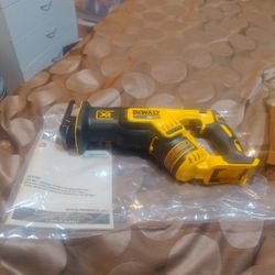 DEWALT RECIPROCATING SAW (Tool only)
