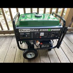 Duro Max 4850 Watt Generator 