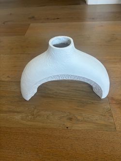 White Arch Decorative Vase