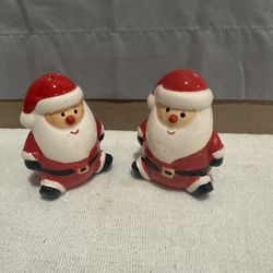 Christmas Santa Claus, Salt & Pepper Shakers Set Of 2.