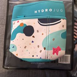 Brand new in bag Hydrojug Fat & Weird Sleeve
