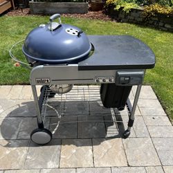 Weber Kettle. Crate & Barrel Special Edition. Slat Blue.