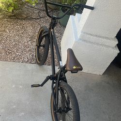 Haro 20”.5  Leucadia  BMX  bike
