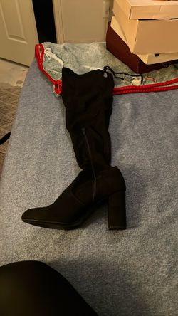 SO Black Knee High Heels Size 9