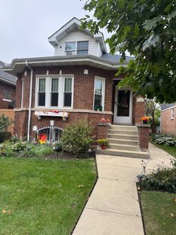 Yard Sale in Jefferson Park 5403 N Linder Oct 17-18 Sat-Sun 9a-4p
