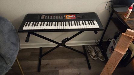 Yamaha Keyboard