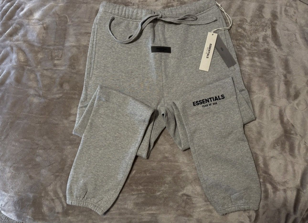 Essentials Fear of God Sweats