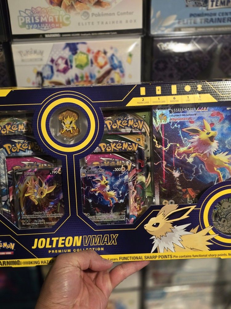 ‼️Jolteon VMAX Premium Collection