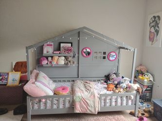 House Twin bed