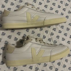 Veja Panenka Sneaker (Women)