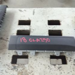 2018 Mercedes Benz Cla250 Left Knee Bag 