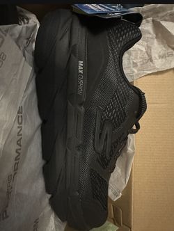 Sketchers Size 10.5 New