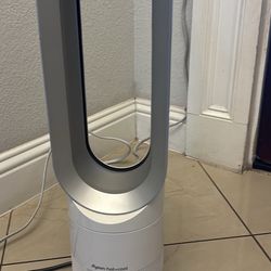 DYSON  HOT AND COOL $180 EXCELLENT CONDITION WITH REMOTE CONTROL
