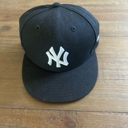 Black NY Hat Size 7 5/8 Brand New