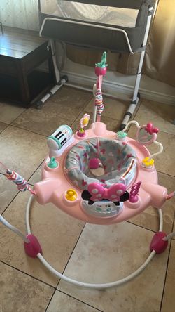 Minnie mouse bouncer very lightly used