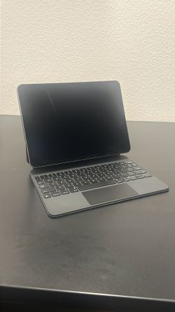 iPad Pro 11in (2nd Generation, 128GB) Cellular + WiFi