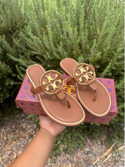 Tory Burch woman’s size 8
