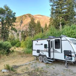 2021 Winnebago Micro Minnie 2108DS
