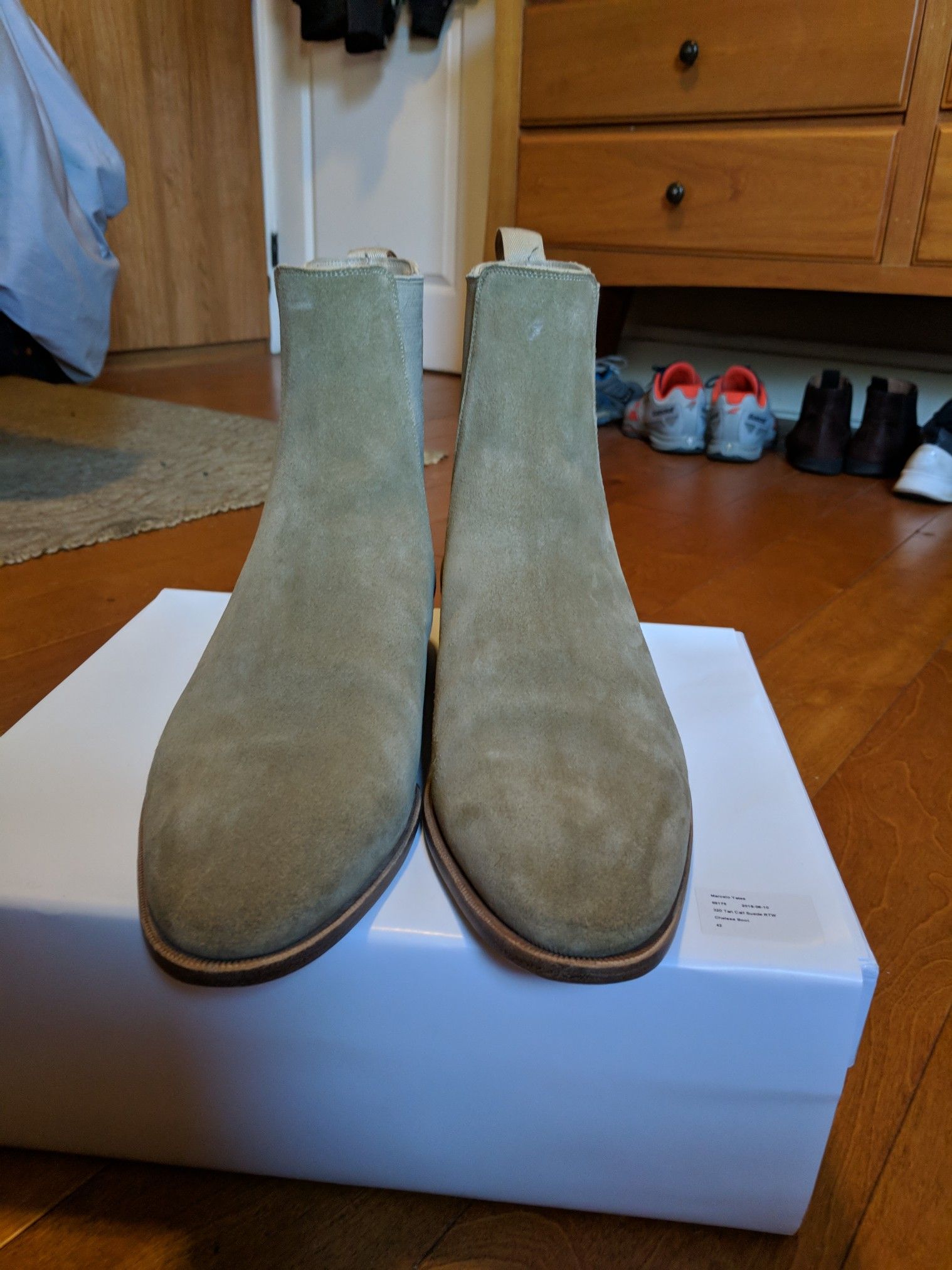 Story Et Fall 320 Tan Calf Suede RTW Chelsea Boot 42