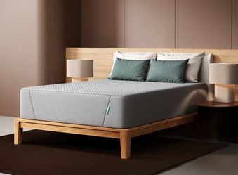 Siena, Siena 14ˮ Signature Memory Foam Mattress, King, Like New
