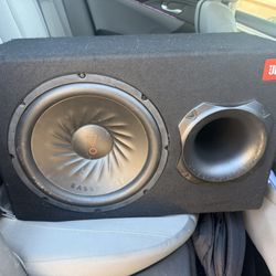 JBL Basspro 12 