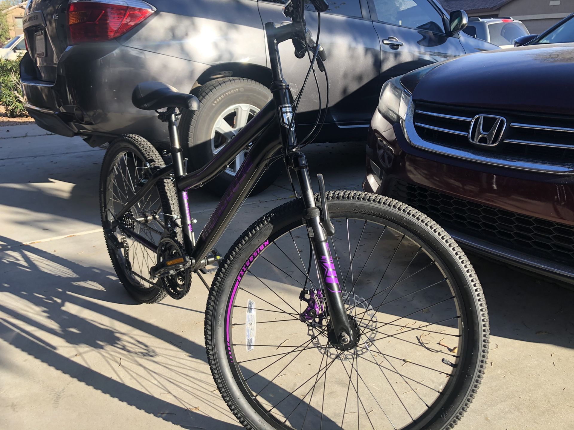 24” mongoose ladies/women’s mountain bike