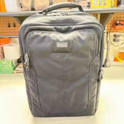 Think Tank Airport Commuter