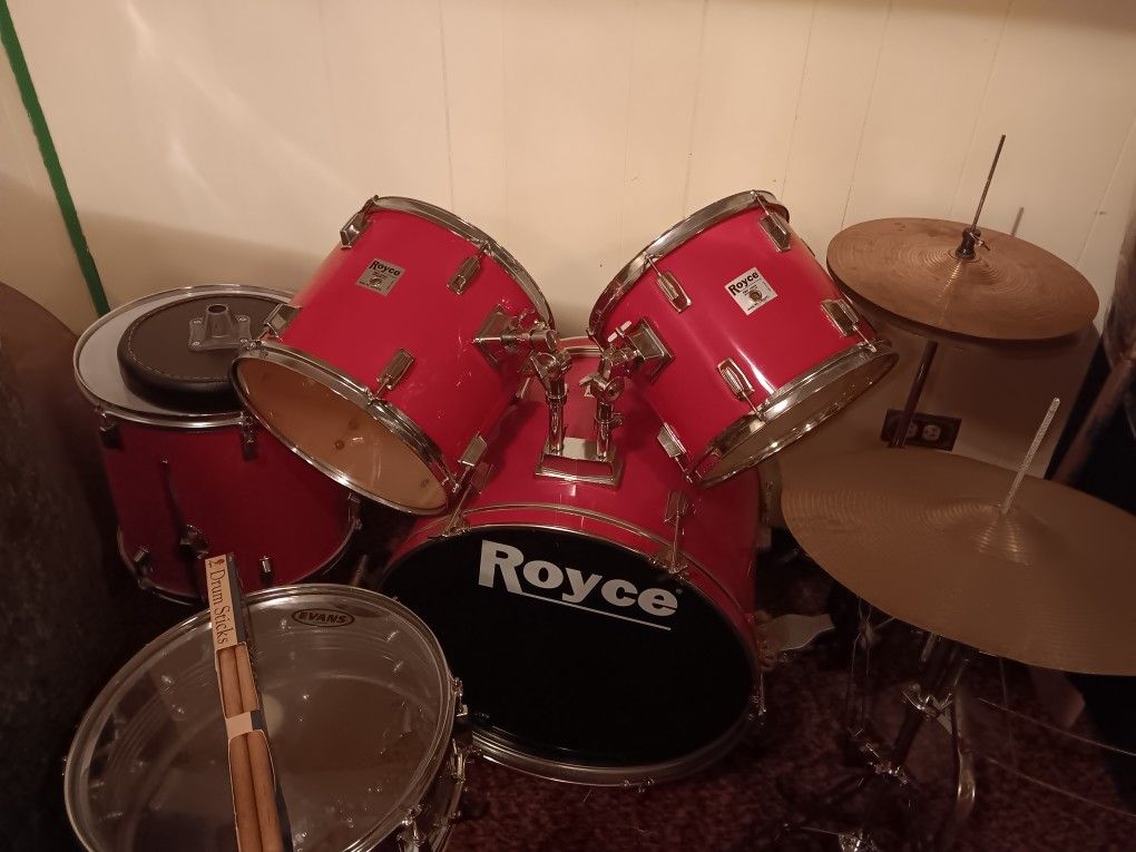 Royce Drumset